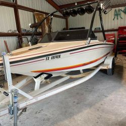 87 Supra comp ts6m Ski boat