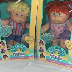 Vintage 1992 Hasbro Cabbage Patch Dolls Toddler Collection. Both For $100 Open Boxes They’re In New Condition 
