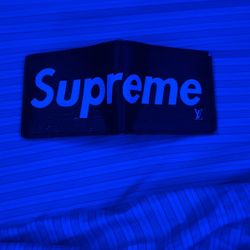 Supreme Lv Wallet 