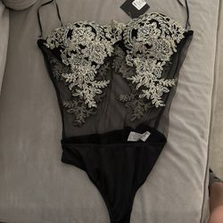 Fashion Nova, Black, And Gold Appliqué Bodysuit
