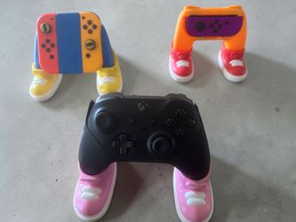 Gaming Controller sneaker stand