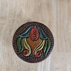 Cute Decorative Nic Nac Box