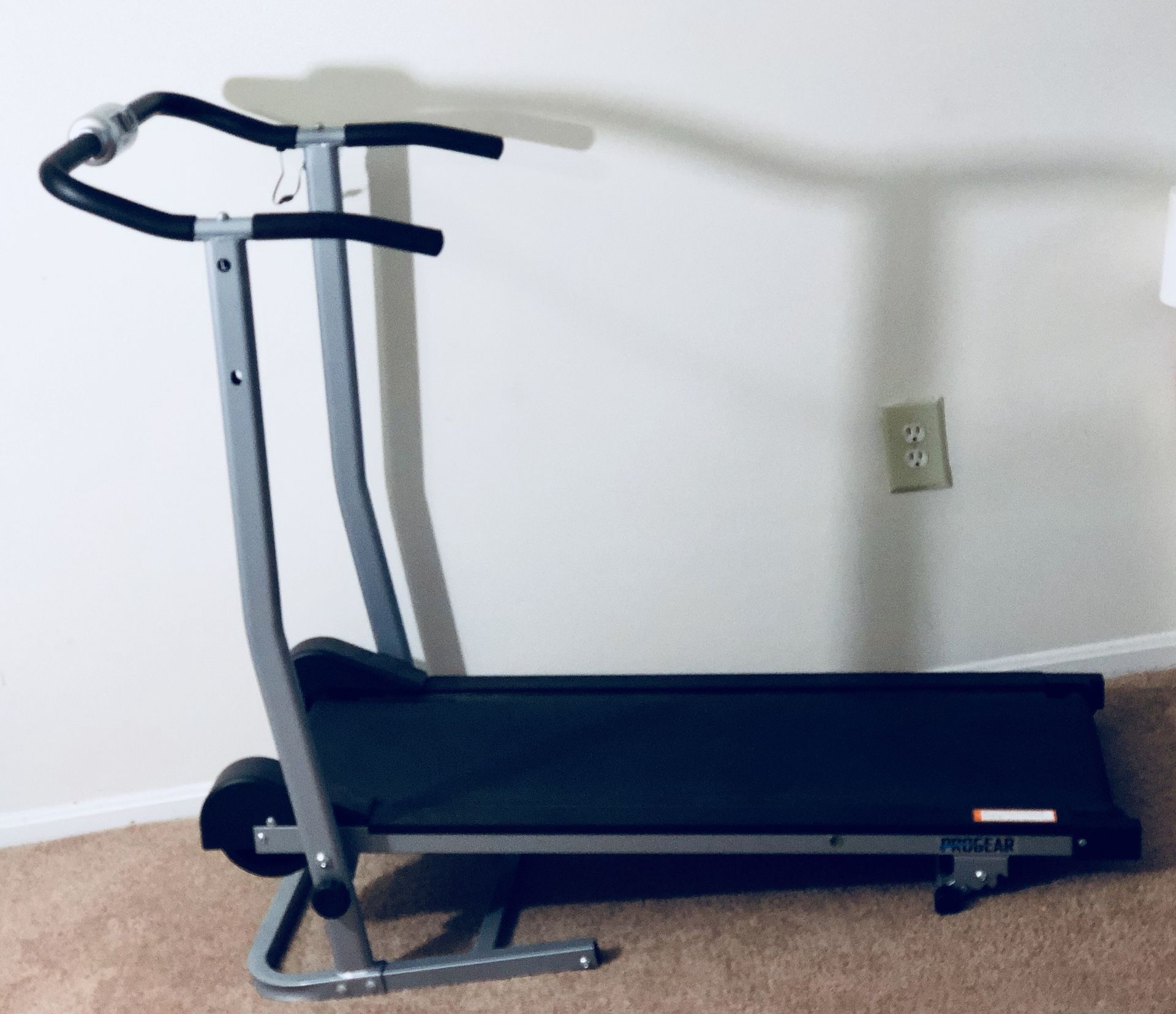 ProGear 190 Manual Treadmill with Twin Flywheels for Sale in Fairfax VA OfferUp