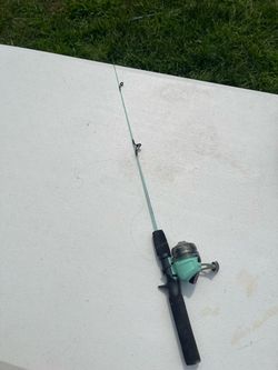 Small Fishing Rod & Reel Combo – Compact Spincast Fishing Pole for Beginners & Kids