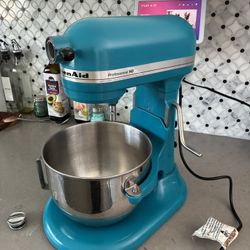 Used KitchenAid Professional HD Model 6qt 