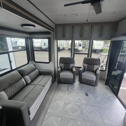 2023 Forest river Salem grand villa
