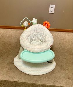 Skip*Hop 2-in-1 Sit-up Activity Baby Chair, Silver Lining Cloud (EUC)