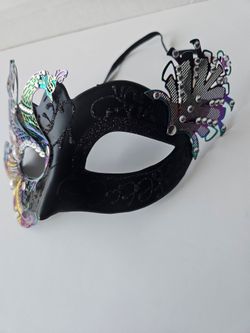 Black Masquerade Mask with Iridescent Detail