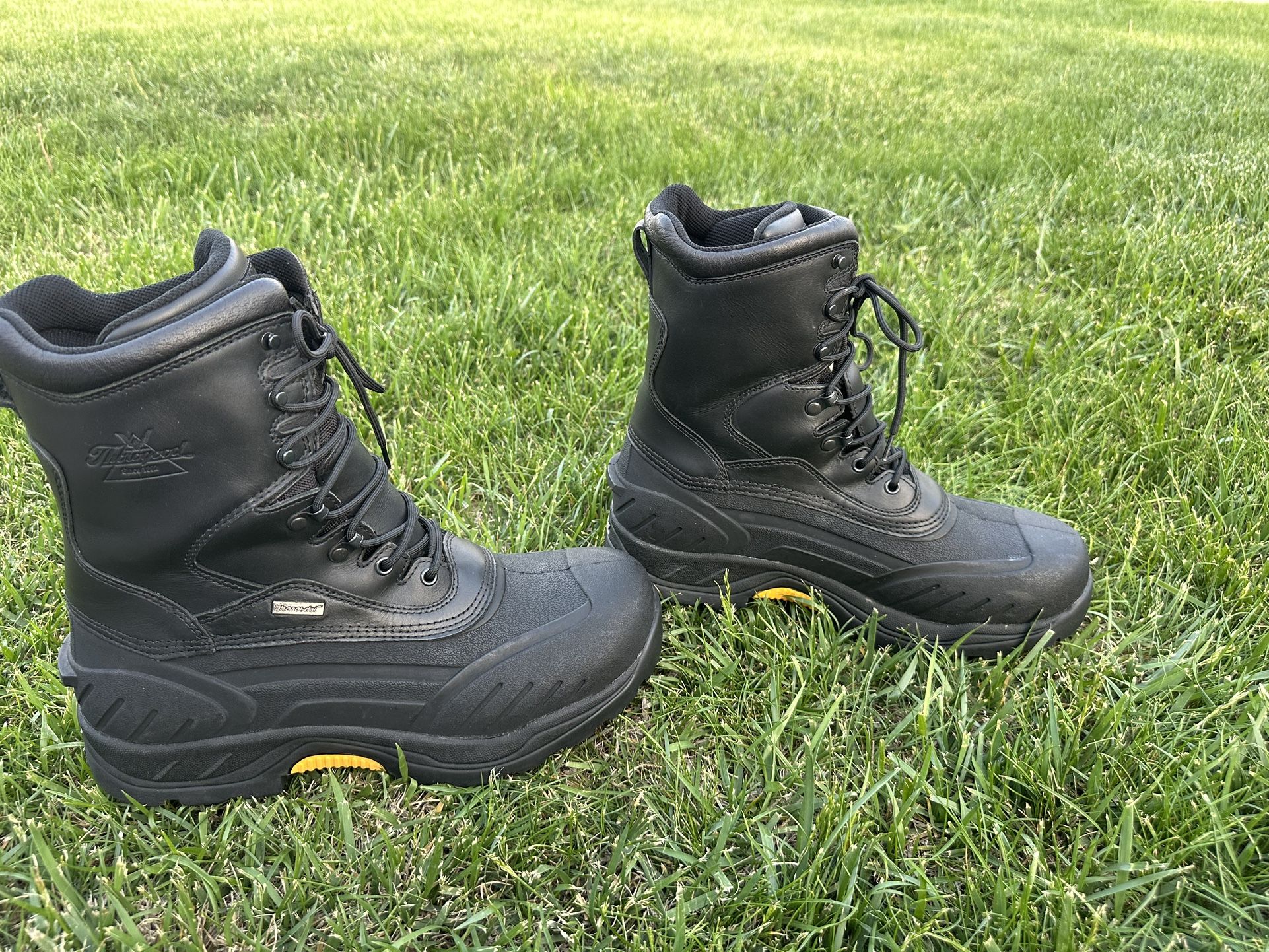 Thorogood 299 Railroad steel toe Thinsulate Ultra 1000 G  men’s work boots size 12 ASTM F 2413 model