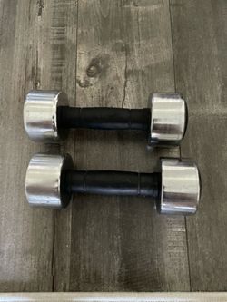 Used Reebok 8 lbs Pound Dumbbell Set