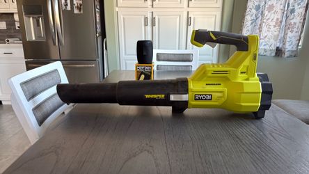 Ryobi One+ 18V Brushless Leafblower