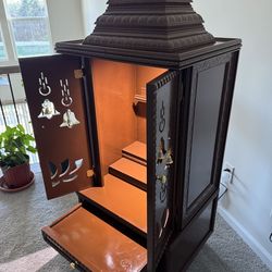 Wooden mandir