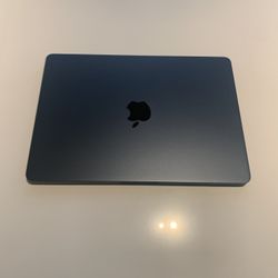 Apple MacBook Air / 13-inch / M3 2024 / Parts Only