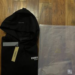 Essential hoodie size S