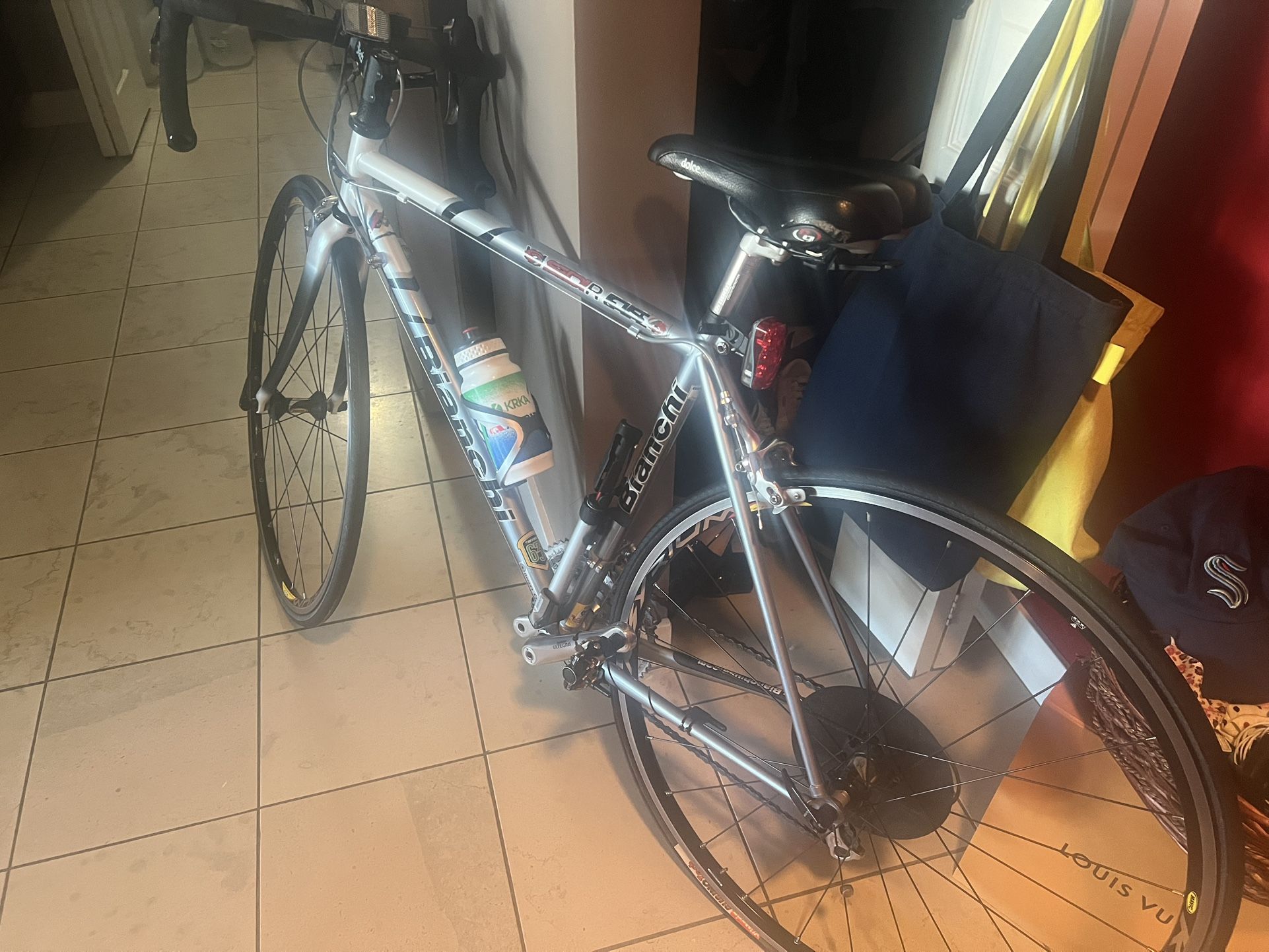 Bianchi Vigorelli Performance Cycle Excellent Condition ($700)
