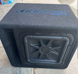 12"Kicker Solo Baric w/enclosure & amp