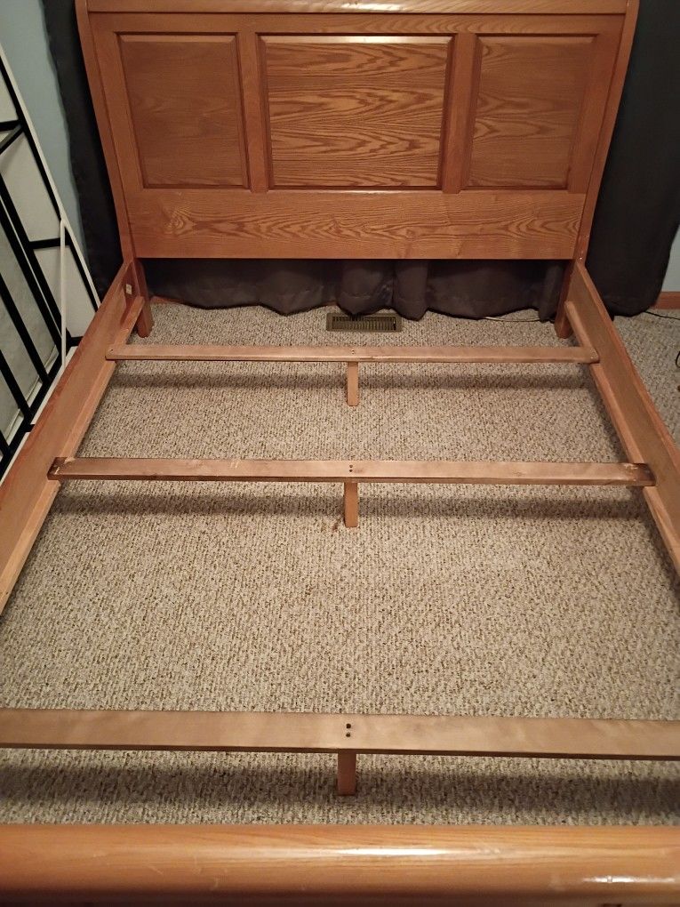 Queen Headboard, Footboard & Frame