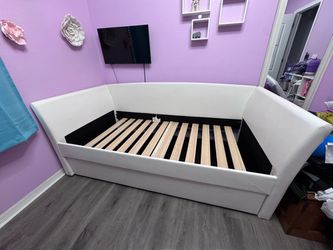 Twin Daybed with Trundle Bed
