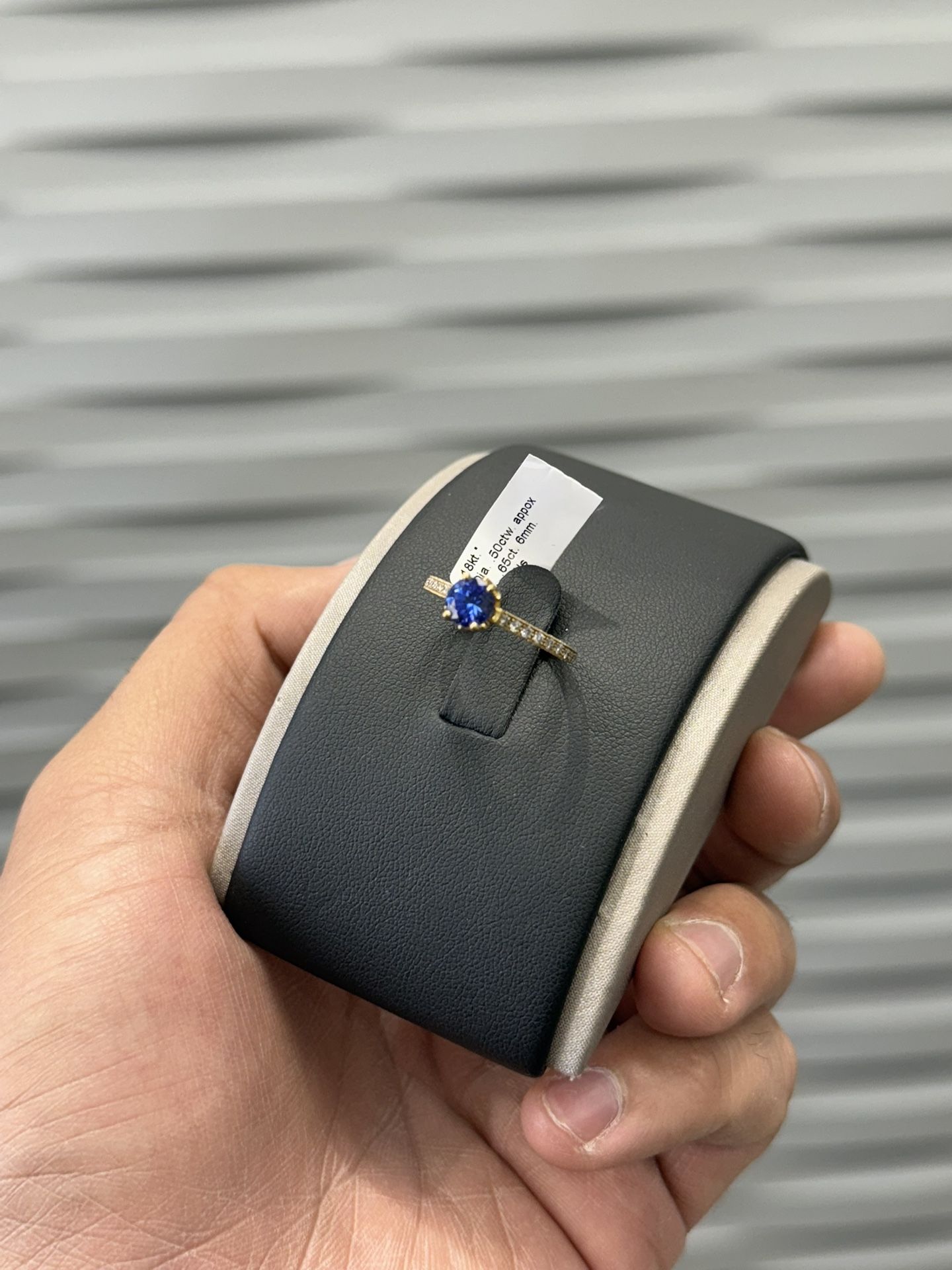 .sapphire And Diamond Ring 
