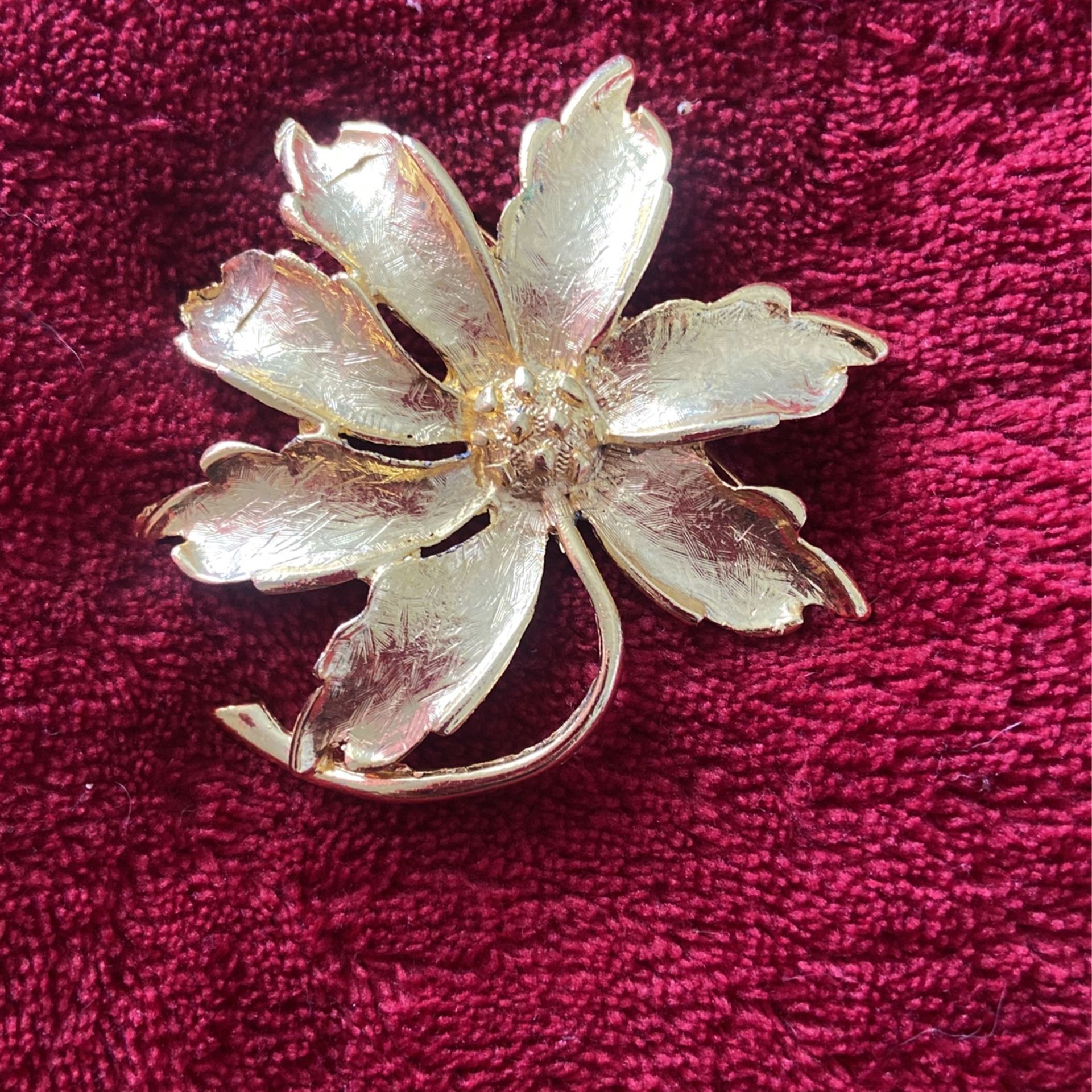 Flower Pin