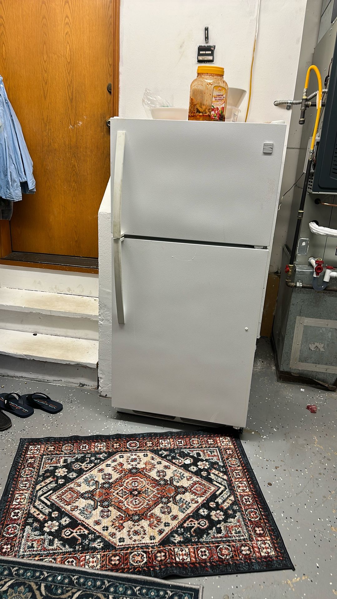 Refrigerator