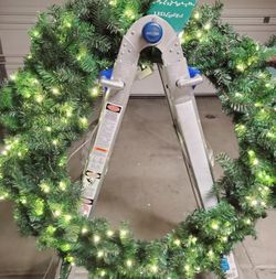 48" XL Light Up Wreath