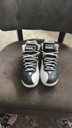 Men’s Jordan’s Size 8 