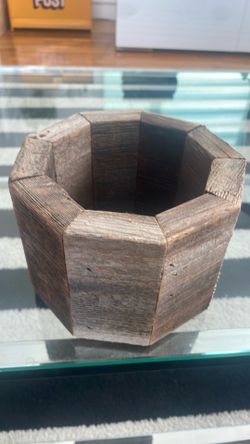Wooden round base