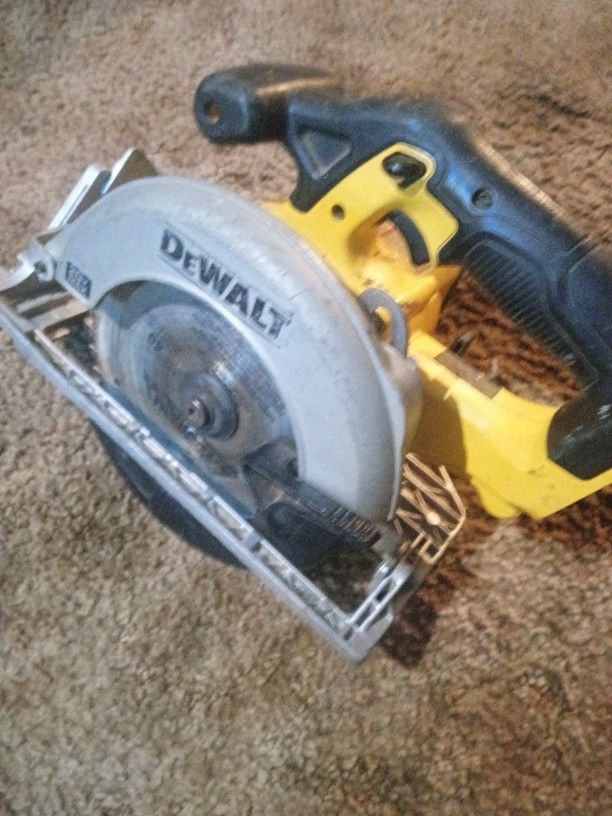 DeWalt Circular Saw