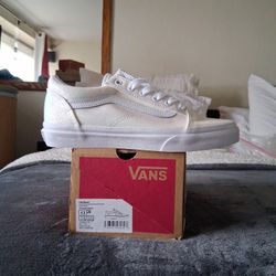 Vans Old Skool "Glitter White"  Size 4.5 Brand New 