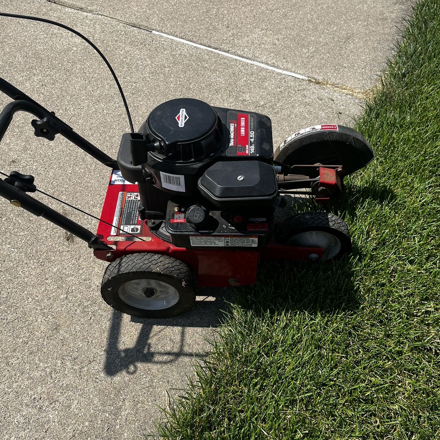 Yard machine 9 inch gas edger for Sale in Northville MI OfferUp