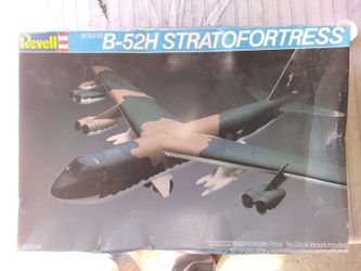 B-52 model kit