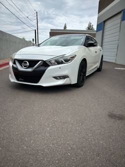 2016 Nissan Maxima