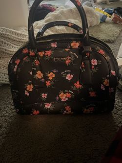 steve madden flower bag