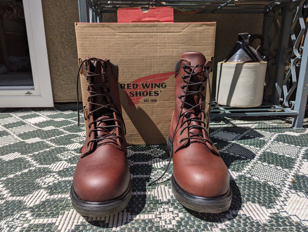 New Work Boots Size 11 Men's  Red Wing Style 608