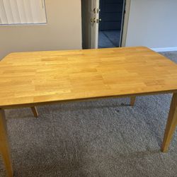 4 Person Table