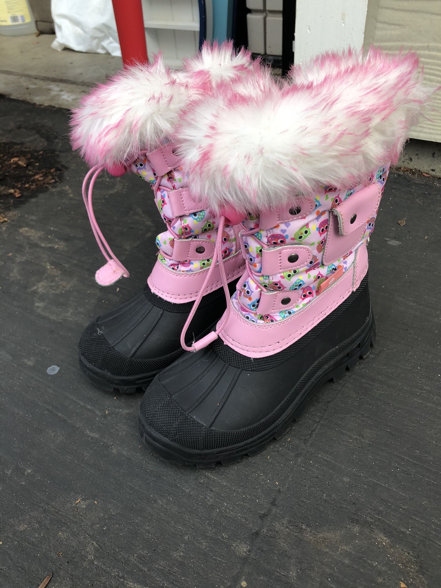 Girls size 12 snow boots