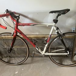 2100 Trek Road Bike