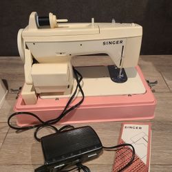 Vintage Sewing Machine 