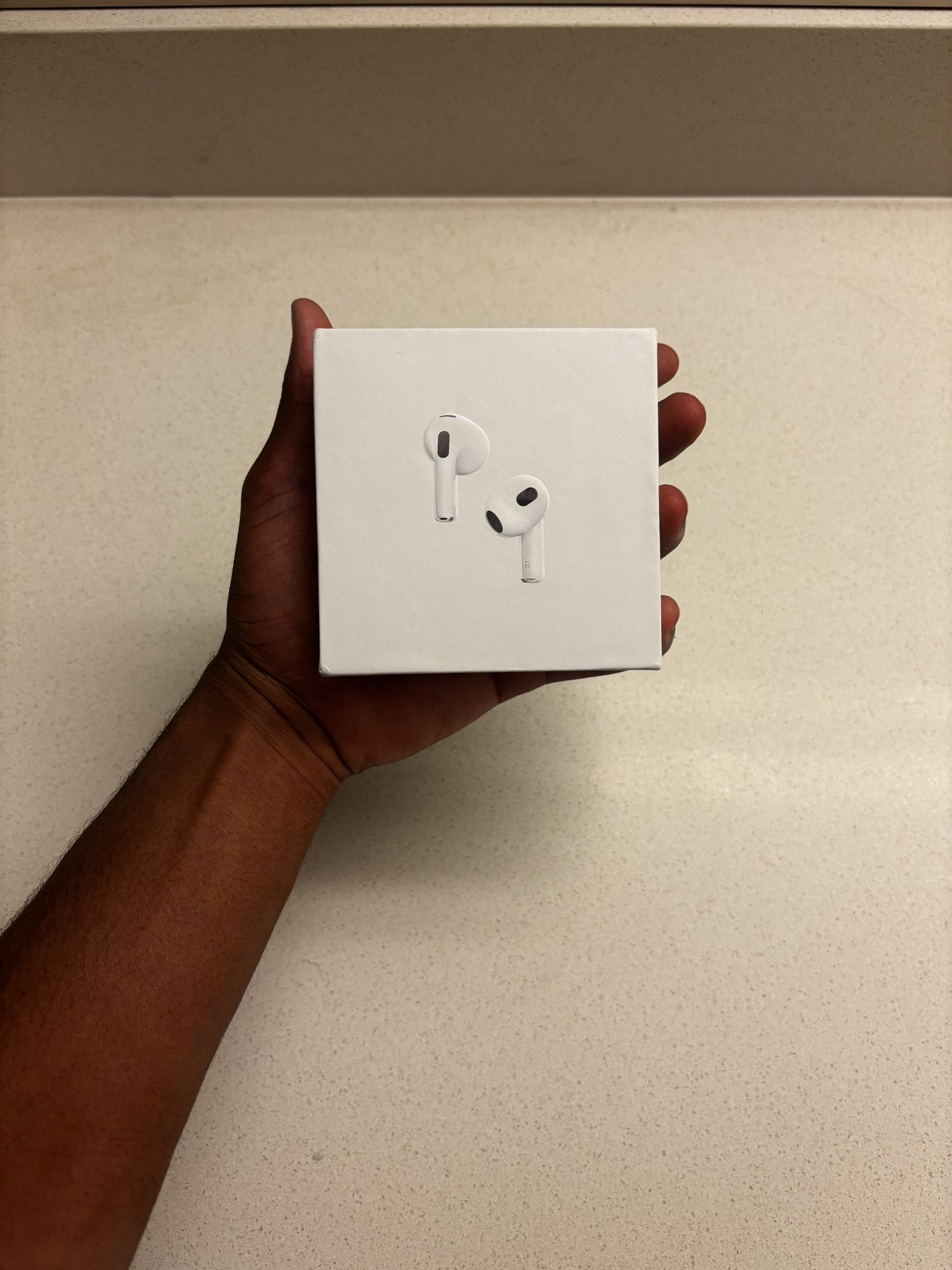 AirPods