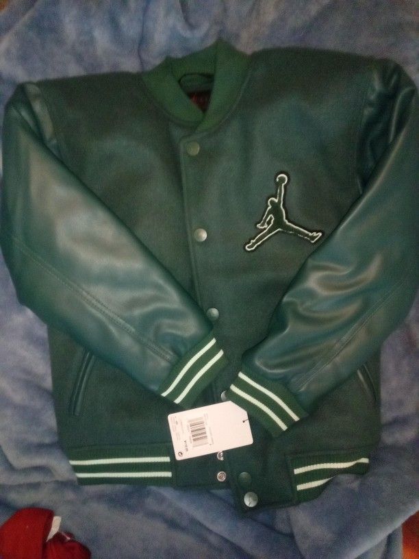 Boys Small New Jordan Jumpman