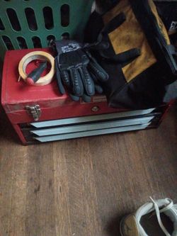 3 drawer craftsman tool box with various tools