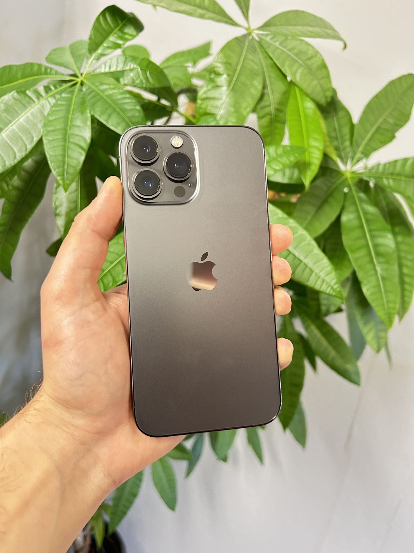 iPhone 13 Pro Max - Unlocked - 128GB