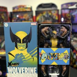 For Sale: Hot Toys 1/6 Scale Wolverine Astonishing X-Men Variant   L@@K!