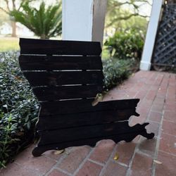 Stained Wooden LOUISIANA Plaque Customizable Rustic