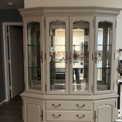 Top China Cabinet 