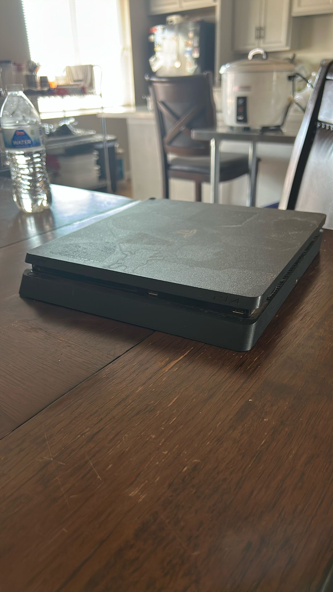 PS4