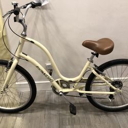 Women’s Electra Townie 7D Hybrid Bike Step Thru Trails Fun Tuned Ready/Ride