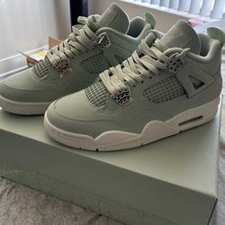 Jordan 4 Retro