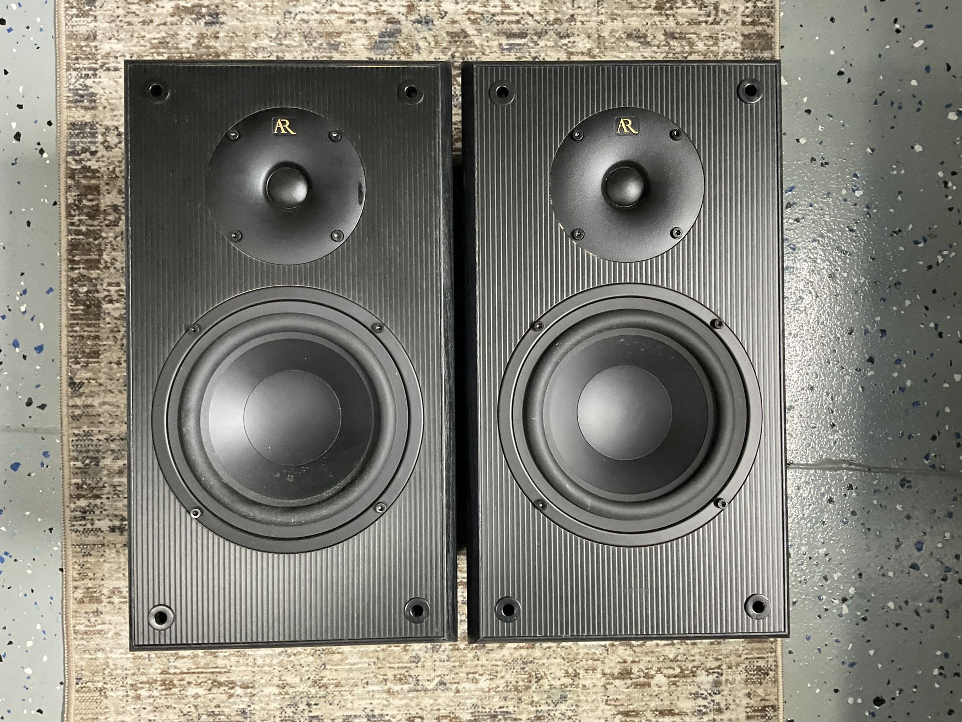 Acoustic Research Speakers